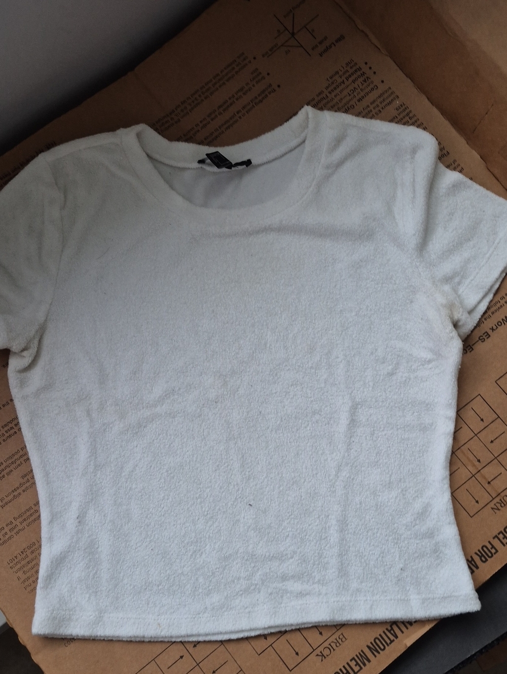 Forever 21 White Short Sleeve Crewneck Tee